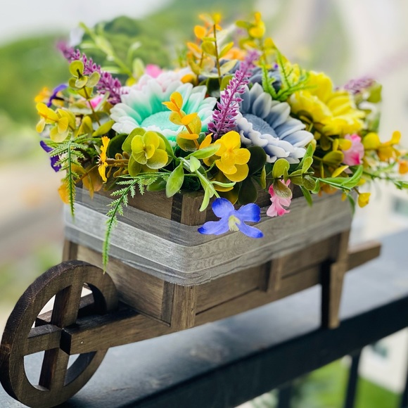 Soap Flowers - Picture 2 of 12